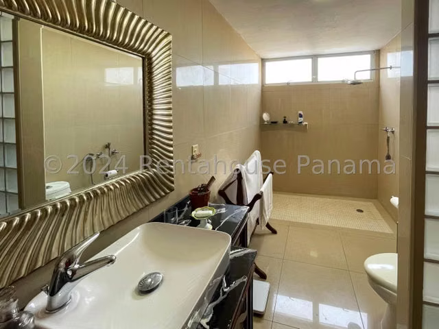 Venta de Apartamento en El Carmen H1256GRR - Imagen 12