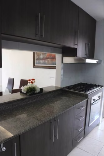 ¡Tu próximo hogar o inversión segura te espera en Edificio Hyde Park! - Imagen 3