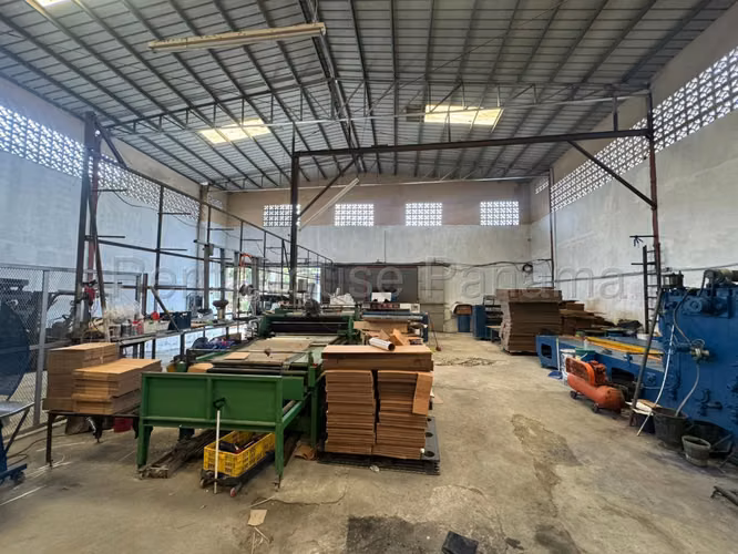 Se Vende Galera en Pueblo Nuevo MDV27-1150