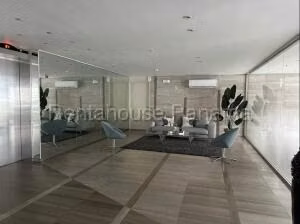 Alquiler de Apartamento con 97m2 en Avenida Balboa PH Vista Balboa 27-1118SR - Imagen 8