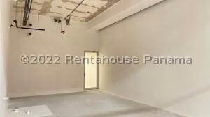 Venta de Local Comercial con 43m2 en Costa del Este PH Town Center 23-5480SR
