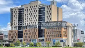Venta de Local Comercial con 43m2 en Costa del Este PH Town Center 23-5480SR