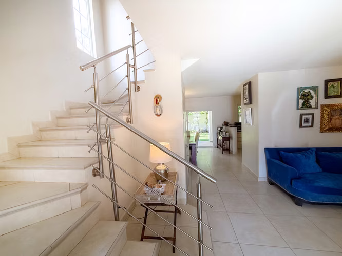 Alquilo Casa en Reserva de Versalles