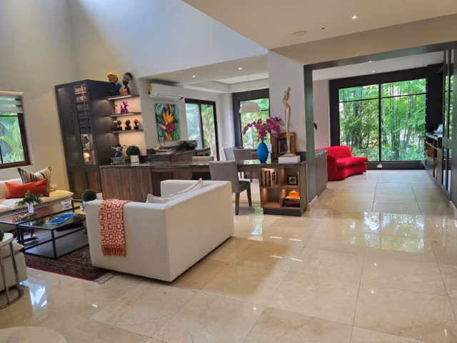 Casa de Lujo Remodelada en Senderos de Camino de Cruces - Imagen 4
