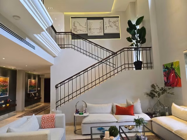 Casa de Lujo Remodelada en Senderos de Camino de Cruces - Imagen 6