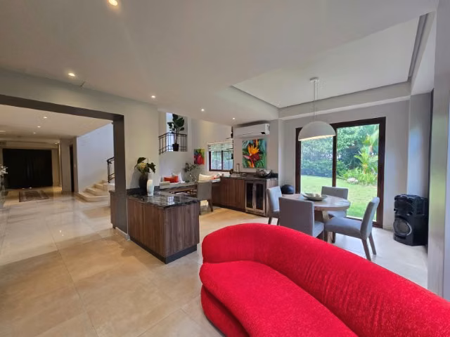 Casa de Lujo Remodelada en Senderos de Camino de Cruces - Imagen 10