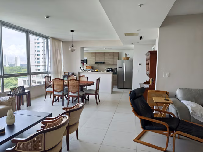 Se Vende a Precio Remate Apartamento en Costa del Este PH Maui - Imagen 4