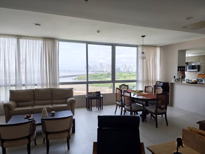 Se Vende a Precio Remate Apartamento en Costa del Este PH Maui - Imagen 3