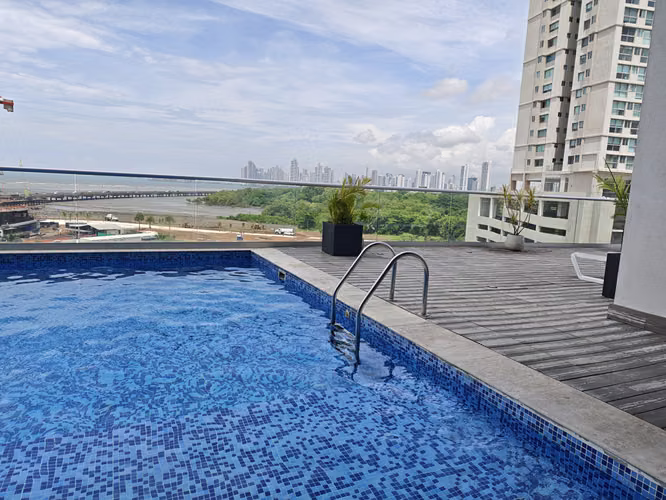 Se Vende a Precio Remate Apartamento en Costa del Este PH Maui - Imagen 13
