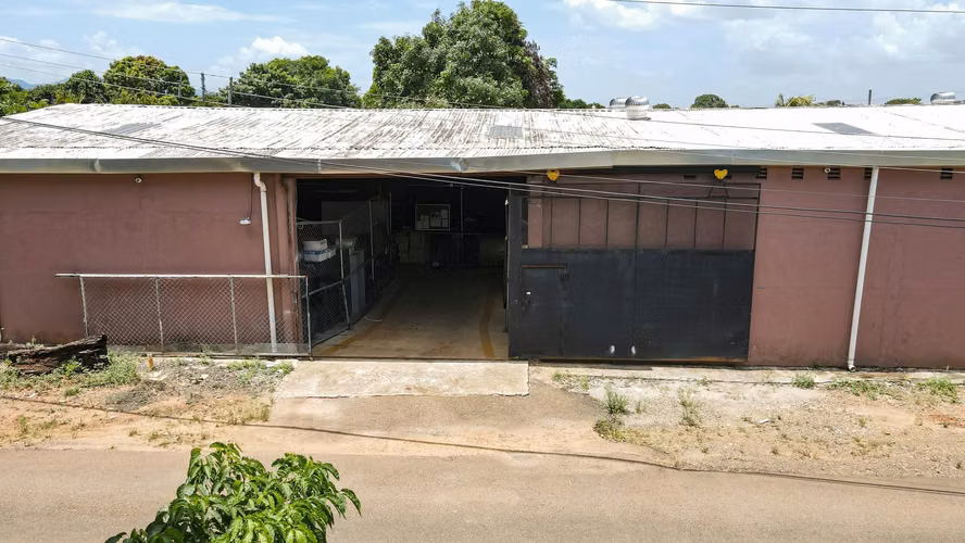 Venta de galera sobre la Ave. José Agustín Arango - Imagen 3