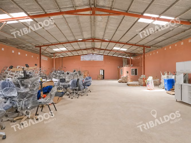 Venta de galera sobre la Ave. José Agustín Arango