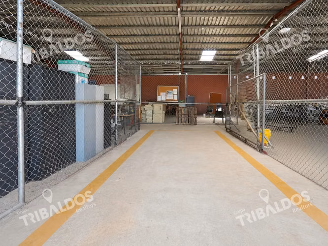 Venta de galera sobre la Ave. José Agustín Arango