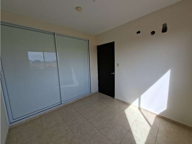 CHORRERA / ARBOLEDAS / LOS PINOS / 180M / 3 HABITACIONES / TERRAZA