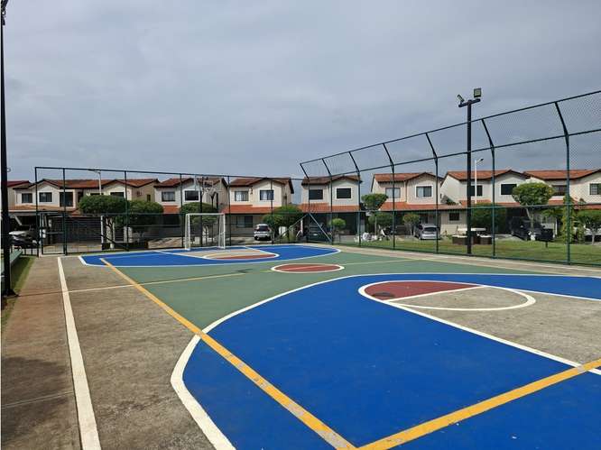 CHORRERA / ARBOLEDAS / LOS PINOS / 180M / 3 HABITACIONES / TERRAZA