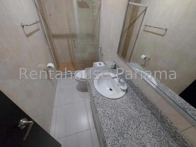 Apartamento en Alquiler en San Francisco RJ - Imagen 8