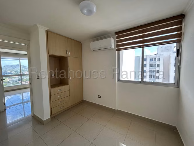 Apartamento en Venta en Condado del Rey RJ - Imagen 17