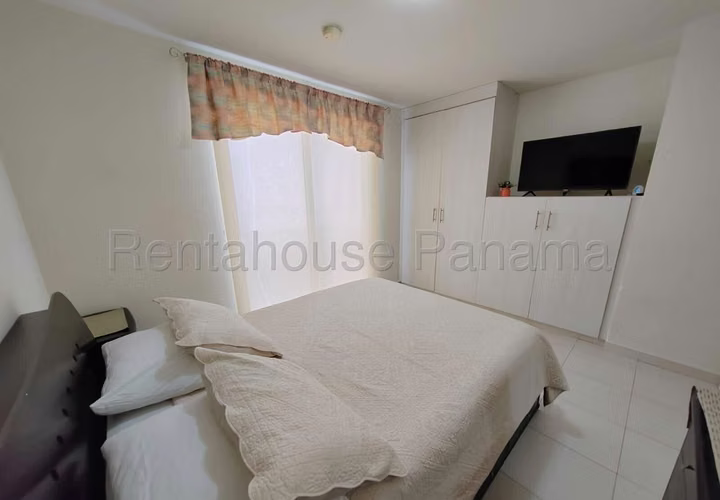 Apartamento en Alquiler en Versalles RJ - Imagen 4