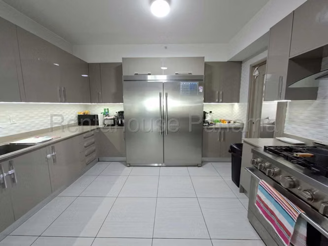 Venta de Apartamento en San Francisco Ph The Towers 328.82 Mts PD