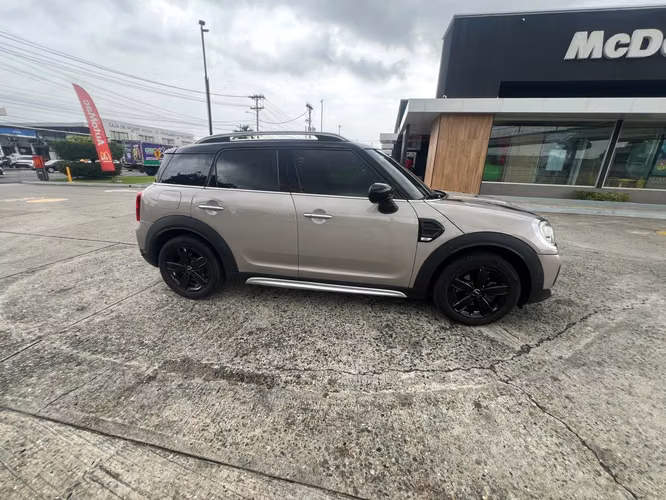 Vendo mini cooper countryman 2022 - Imagen 2