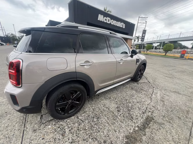 Vendo mini cooper countryman 2022 - Imagen 3