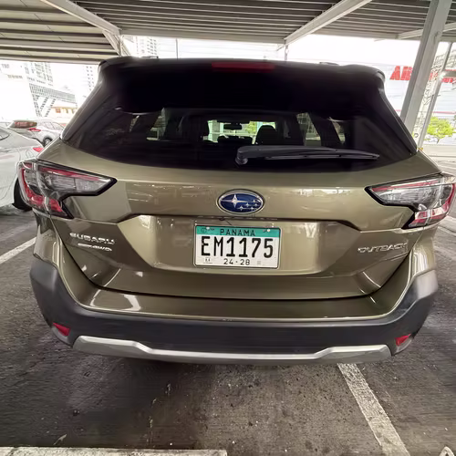 Vendo Subaru outback año 2023 12000km - Imagen 5