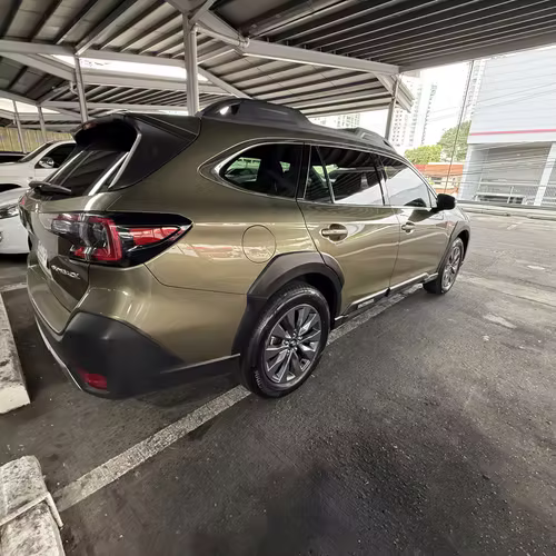 Vendo Subaru outback año 2023 12000km - Imagen 4
