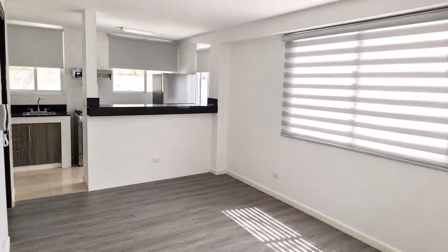 Apartamento Remodelado de 1 y 2 recamara en Via Espana - Imagen 3
