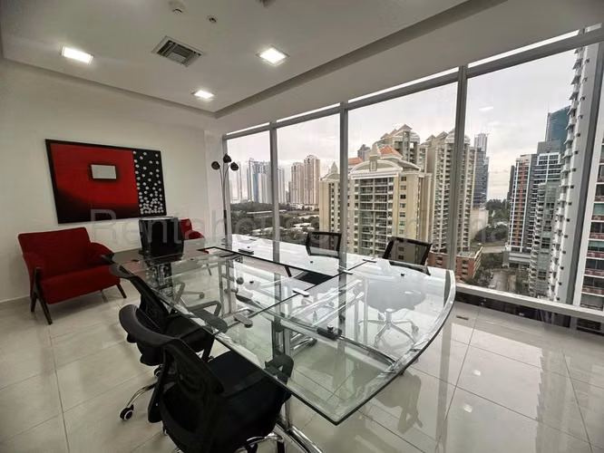 Oficina Comercial en Alquiler en Costa del Este JG