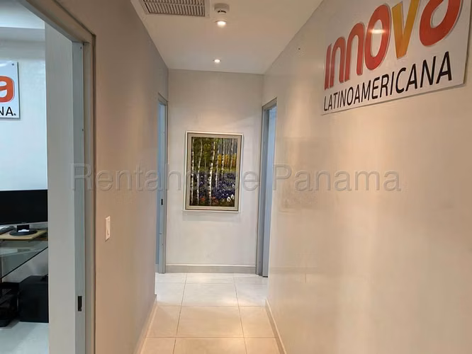 Oficina Comercial en Alquiler en Costa del Este JG
