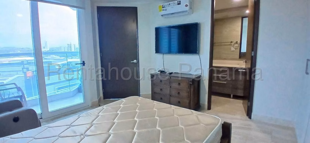 Apartamento en Alquiler en Costa del Este JG