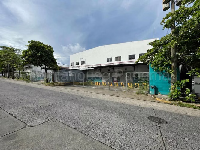 Venta de Bodega de de 4725 m² en  zona industrial de Juan Díaz. - Imagen 12