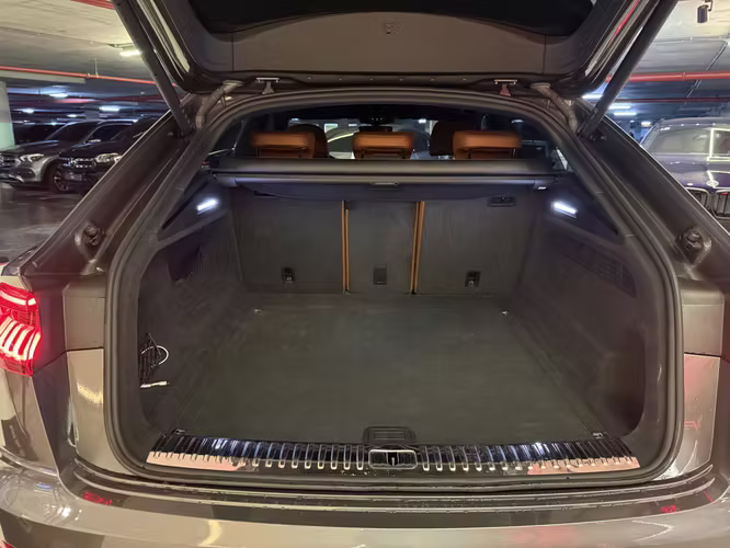 AUDI Q8 2021 - Imagen 17