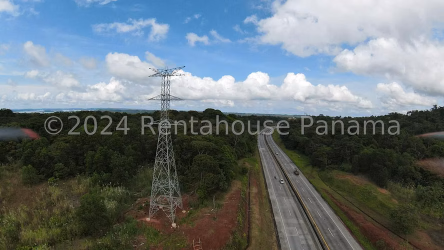 Terreno en Venta en Colon JG