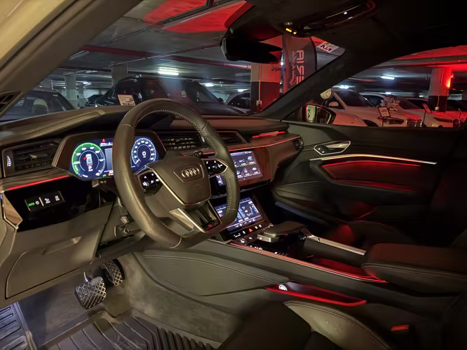 AUDI E-TRON 2020 - Imagen 12