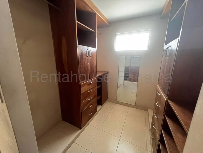 Venta de Casa en Altos del Golf ANL - Imagen 12