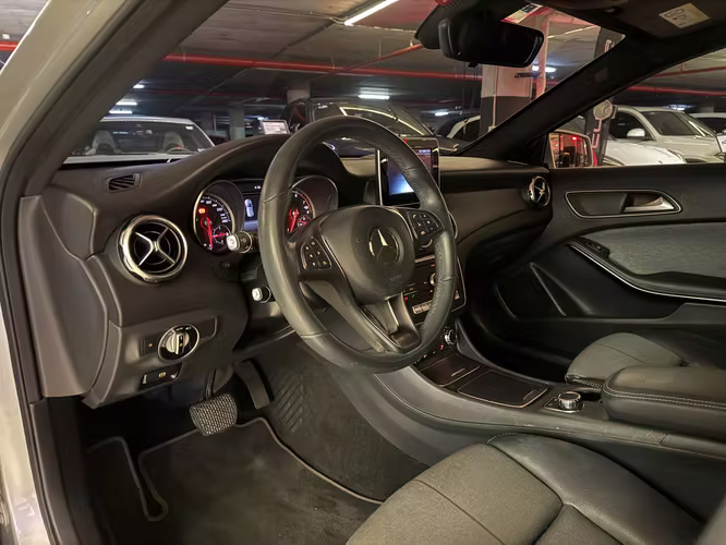 MERCEDES-BENZ GLA  - Imagen 12