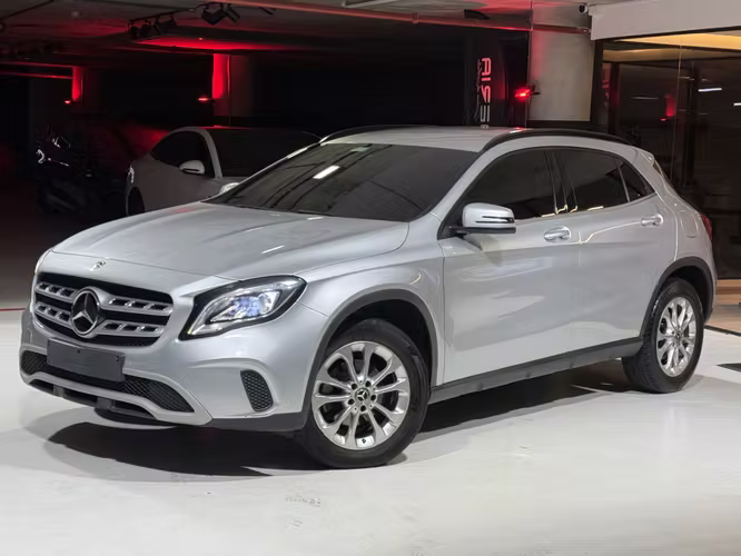 MERCEDES-BENZ GLA  - Imagen 2