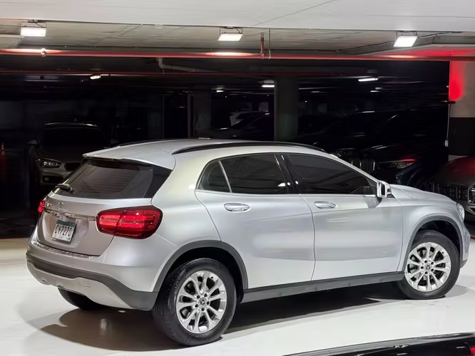 MERCEDES-BENZ GLA  - Imagen 9