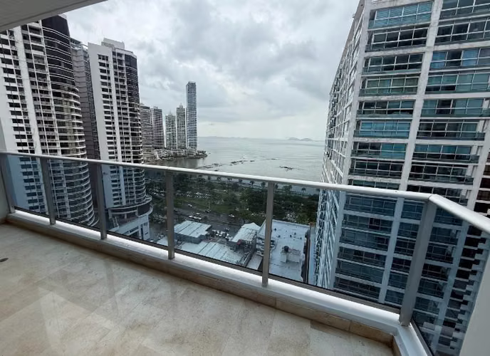 Alquiler de Apartamento – PH Marabierto 