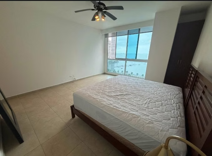 Alquiler de Apartamento – PH Marabierto 