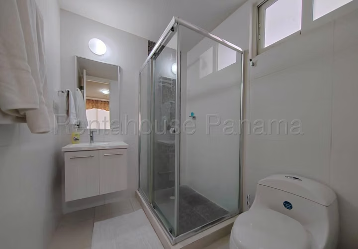 Alquiler de Apartamento en Versalles Ph Torres de Versalles