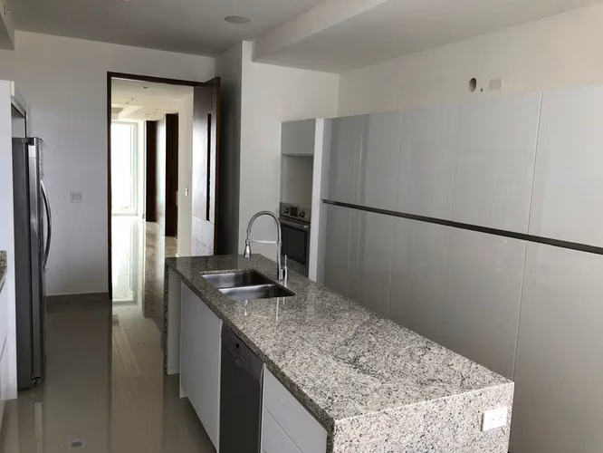 Apartamento en costa del este I Línea blanca I con balcon y vista al mar y a la ciudad