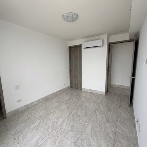 Se Alquila Apartamento en Luxor  400 - Imagen 3