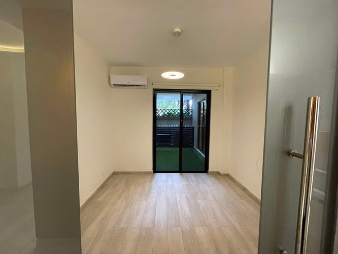 Apartamento en Clayton I 3 Rec I Linea Blanca I Con terraza y balcón