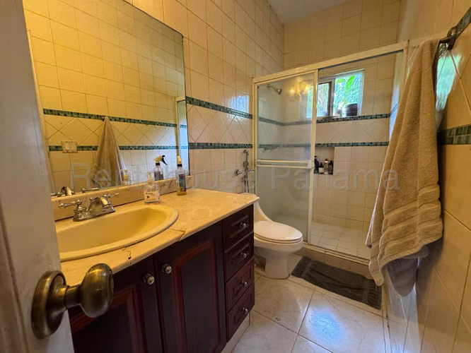 Venta de Casa en Costa del Este Costa de las Perlas - Imagen 17