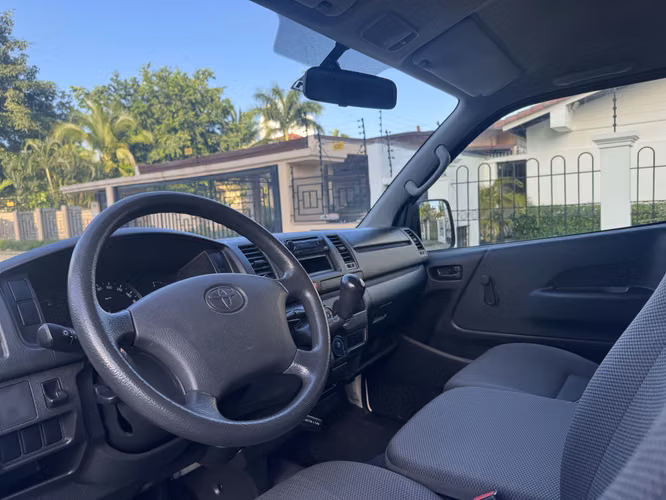 Toyota Hiace 2024 Panel