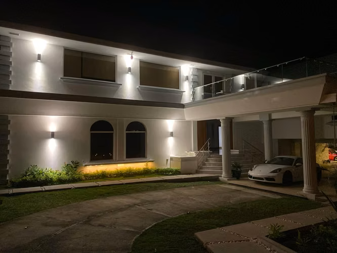 Alquiler y Venta – Mansión de Lujo en Altos del Golf