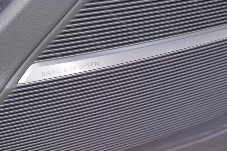 AUDI Q8 55 TFSI 2020 - Imagen 14