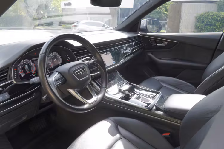 AUDI Q8 55 TFSI 2020 - Imagen 9