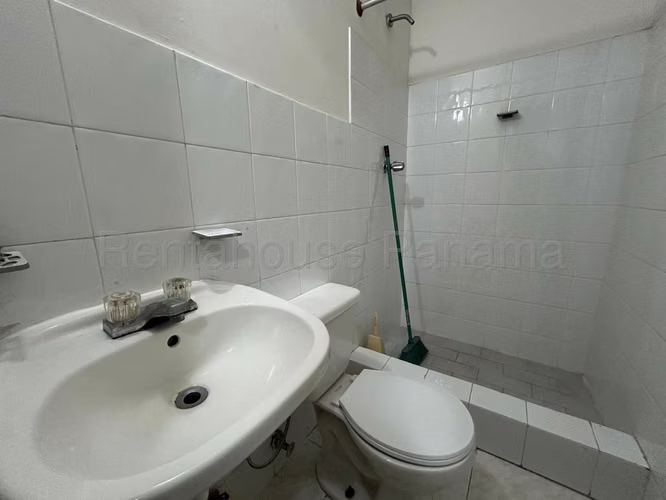 ¡Amplio Apartamento en Alquiler en Manroy I, Los Ángeles – Betania!  GC - Imagen 7